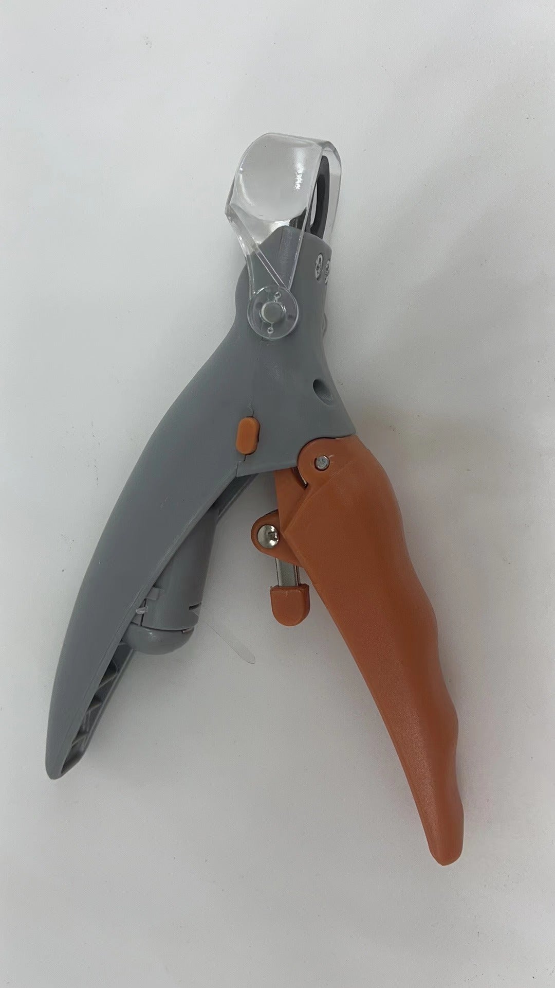 Pet Nail Clipper – Precision Grooming for Cats & Dogs