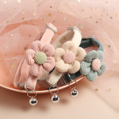 Flower Cat Collar with Bell – Cute, Colorful & Perfectly Fitted